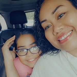 Meet your Posher, Eli